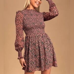 Lulu’s floral forever green and pink smocked skater dress long sleeve size large